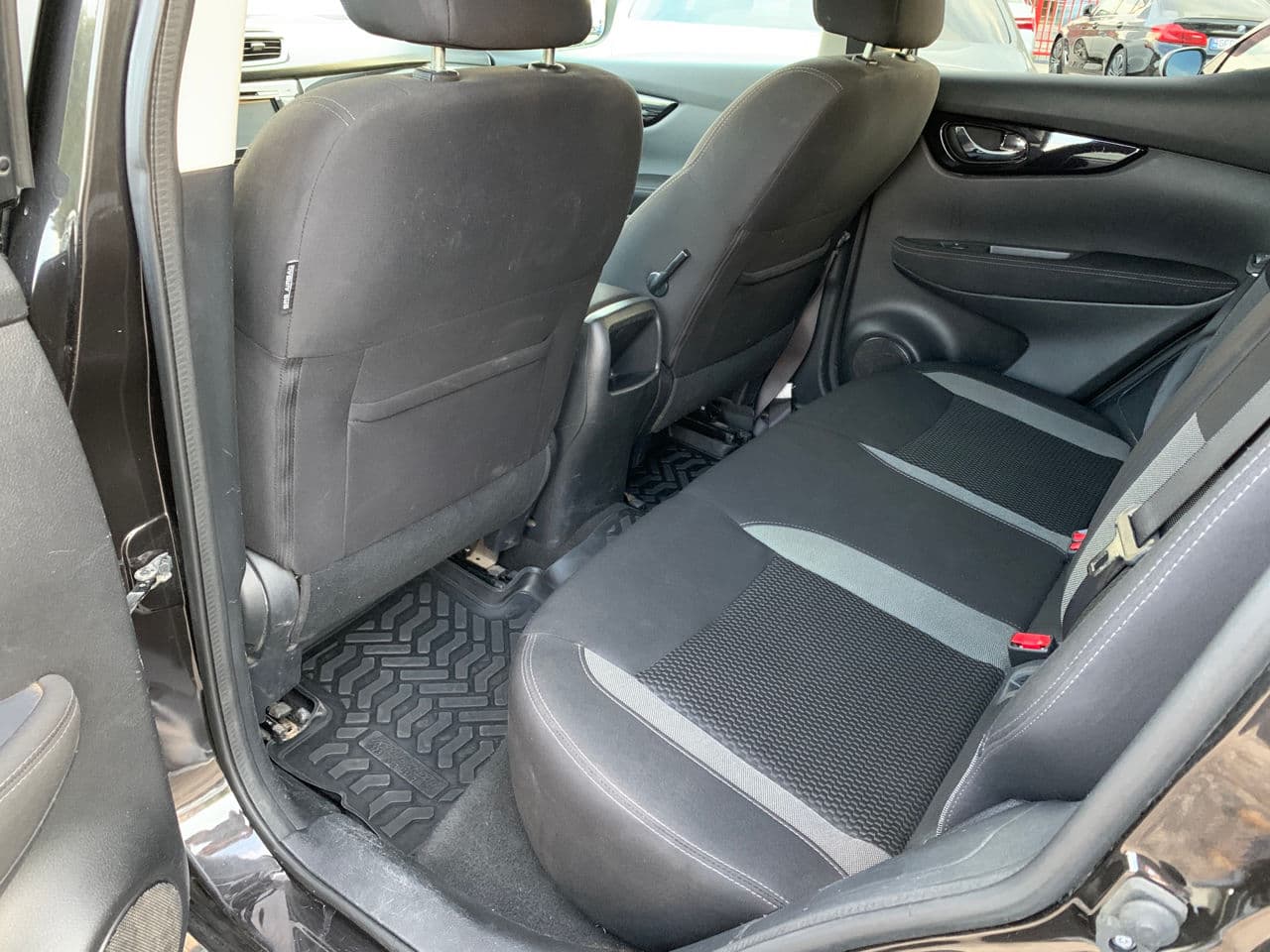 Nissan Qashqai 2018 — Миниатюра 16