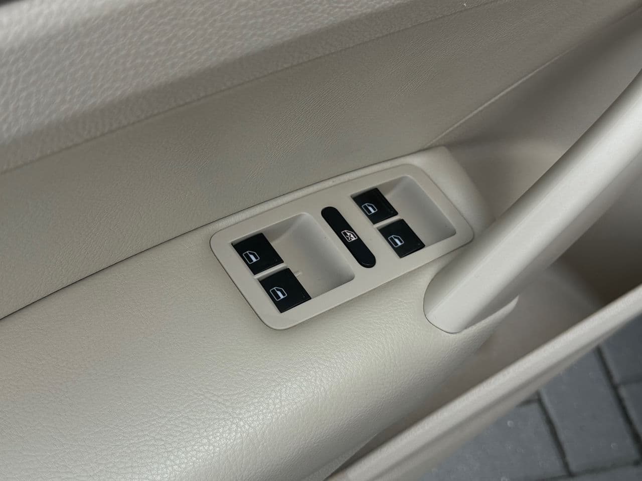 Volkswagen Passat 2015 — Миниатюра 6