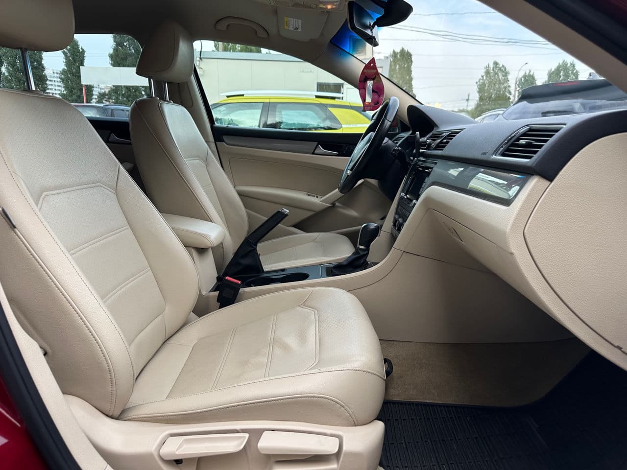 Volkswagen Passat 2015 — Миниатюра 17