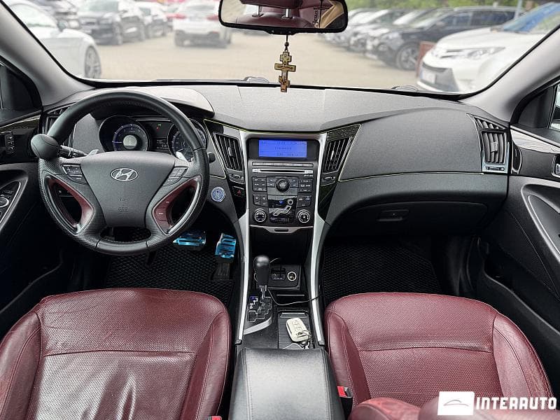 Hyundai Sonata 2011 — Миниатюра 17