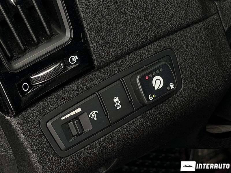 Hyundai Sonata 2011 — Миниатюра 10