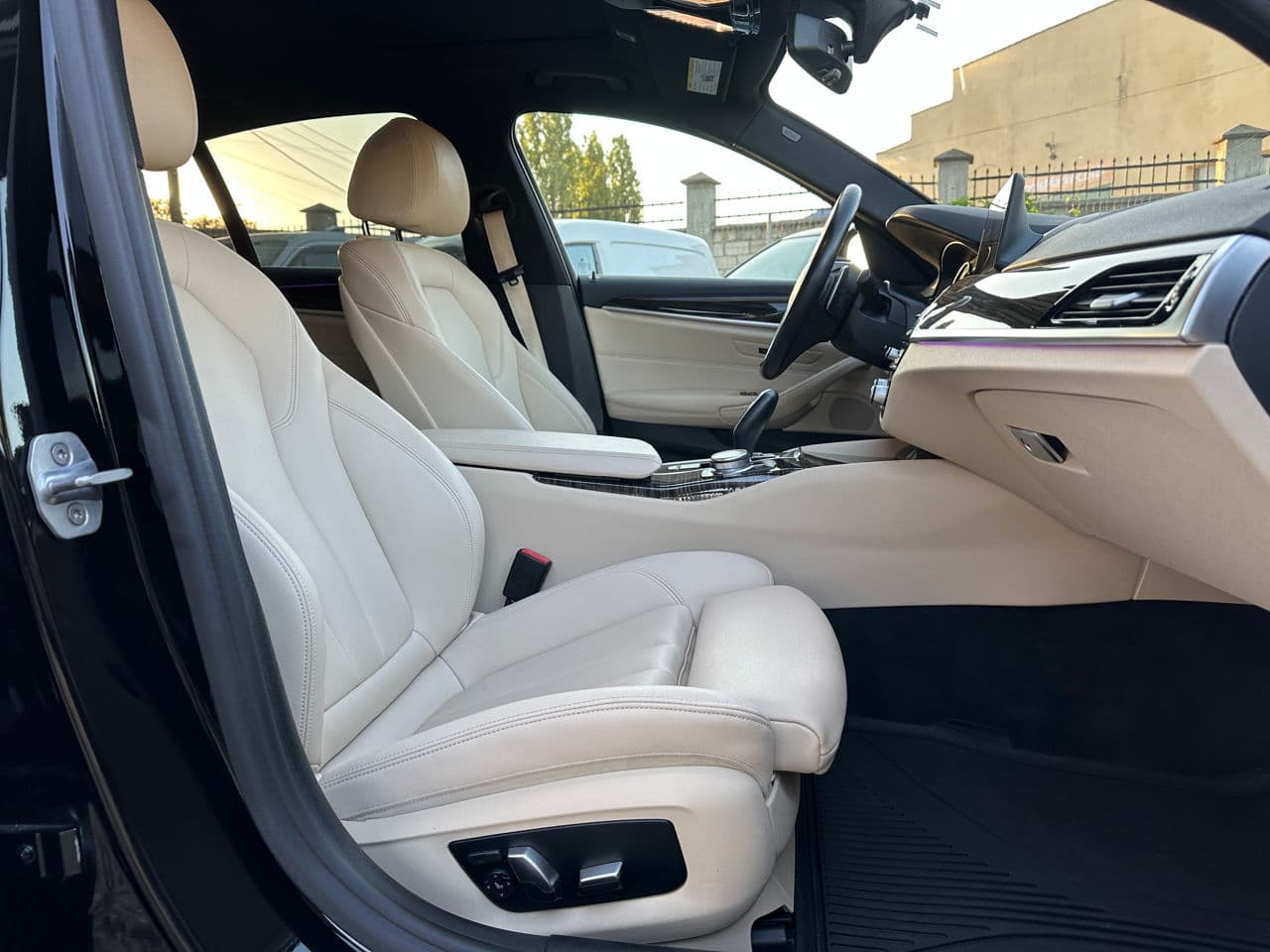 BMW 530e 2017 — Миниатюра 20