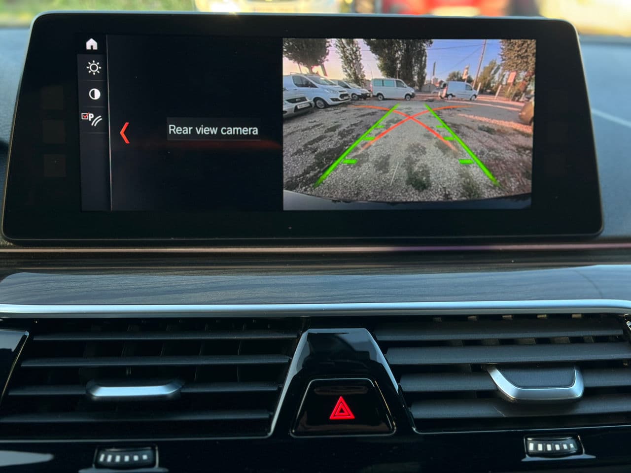 BMW 530e 2017 — Миниатюра 13