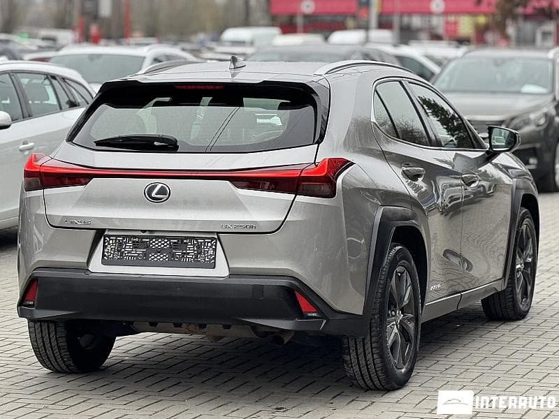 Lexus UX 250h 2019 — Миниатюра 2