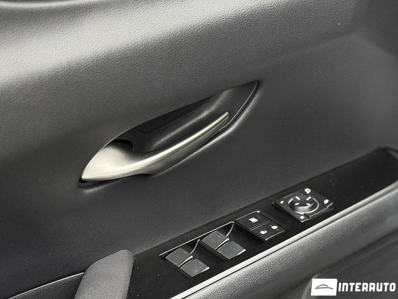 Lexus UX 250h 2019 — Миниатюра 7