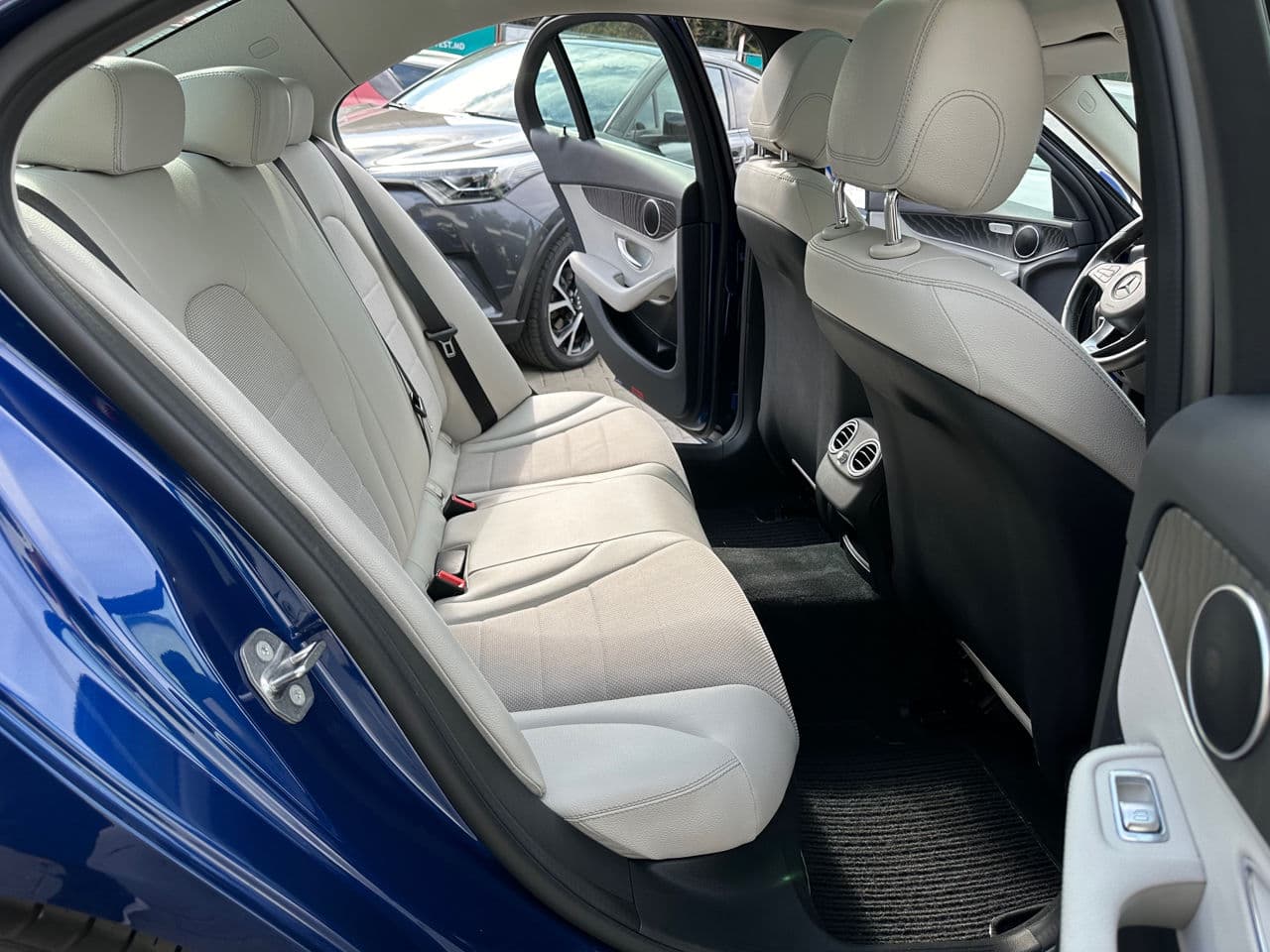 Mercedes C 350e 2016 — Миниатюра 13