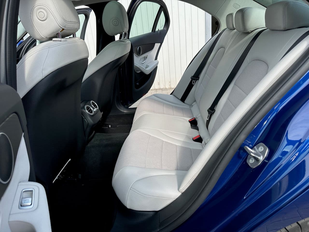 Mercedes C 350e 2016 — Миниатюра 6