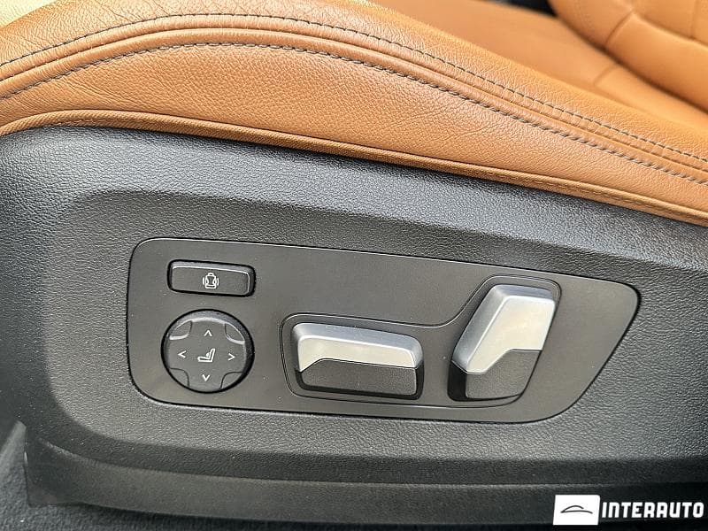 BMW X7 4.0i 2022 — Миниатюра 30