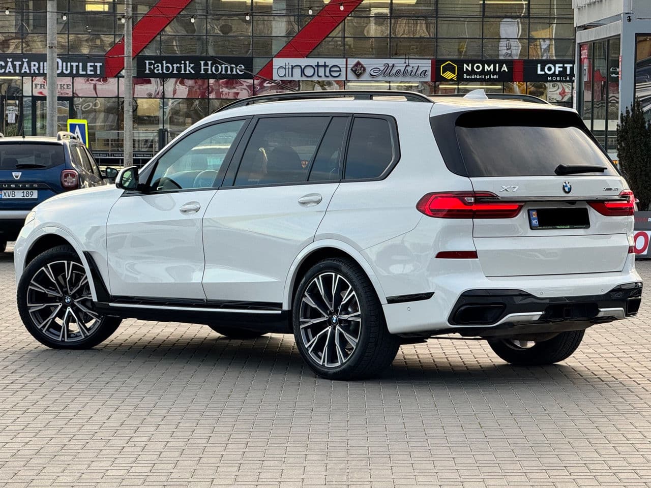 BMW X7 4.0i 2022 — Миниатюра 4