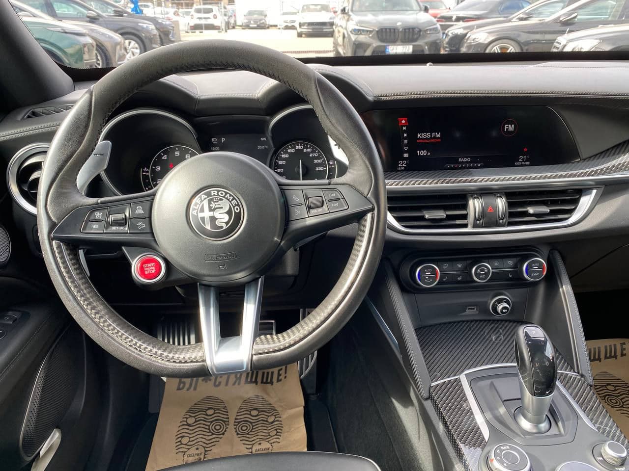 Alfa Romeo Stelvio Quadrifoglio 2018 — Миниатюра 10