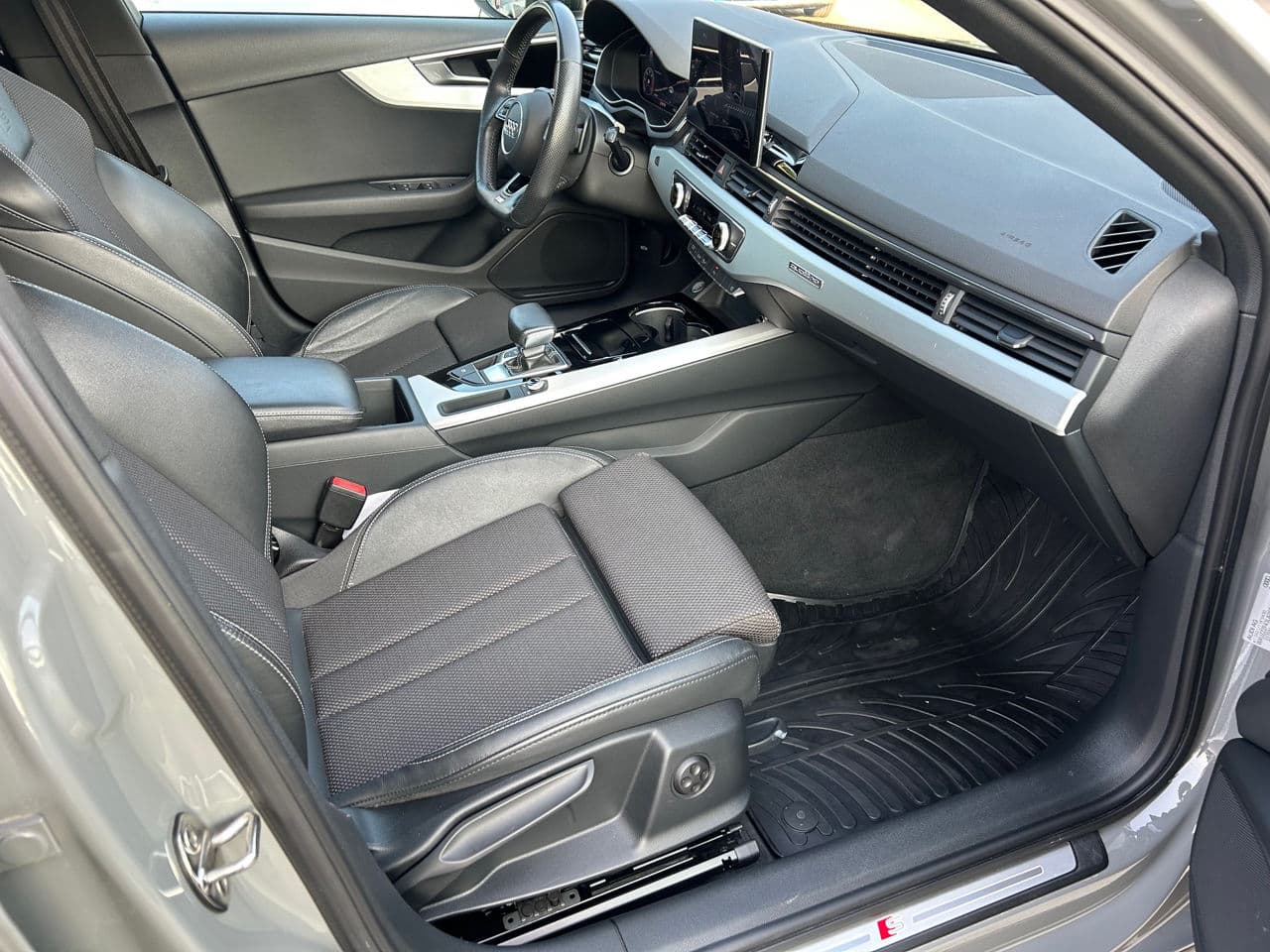 Audi A4 2020 — Миниатюра 16
