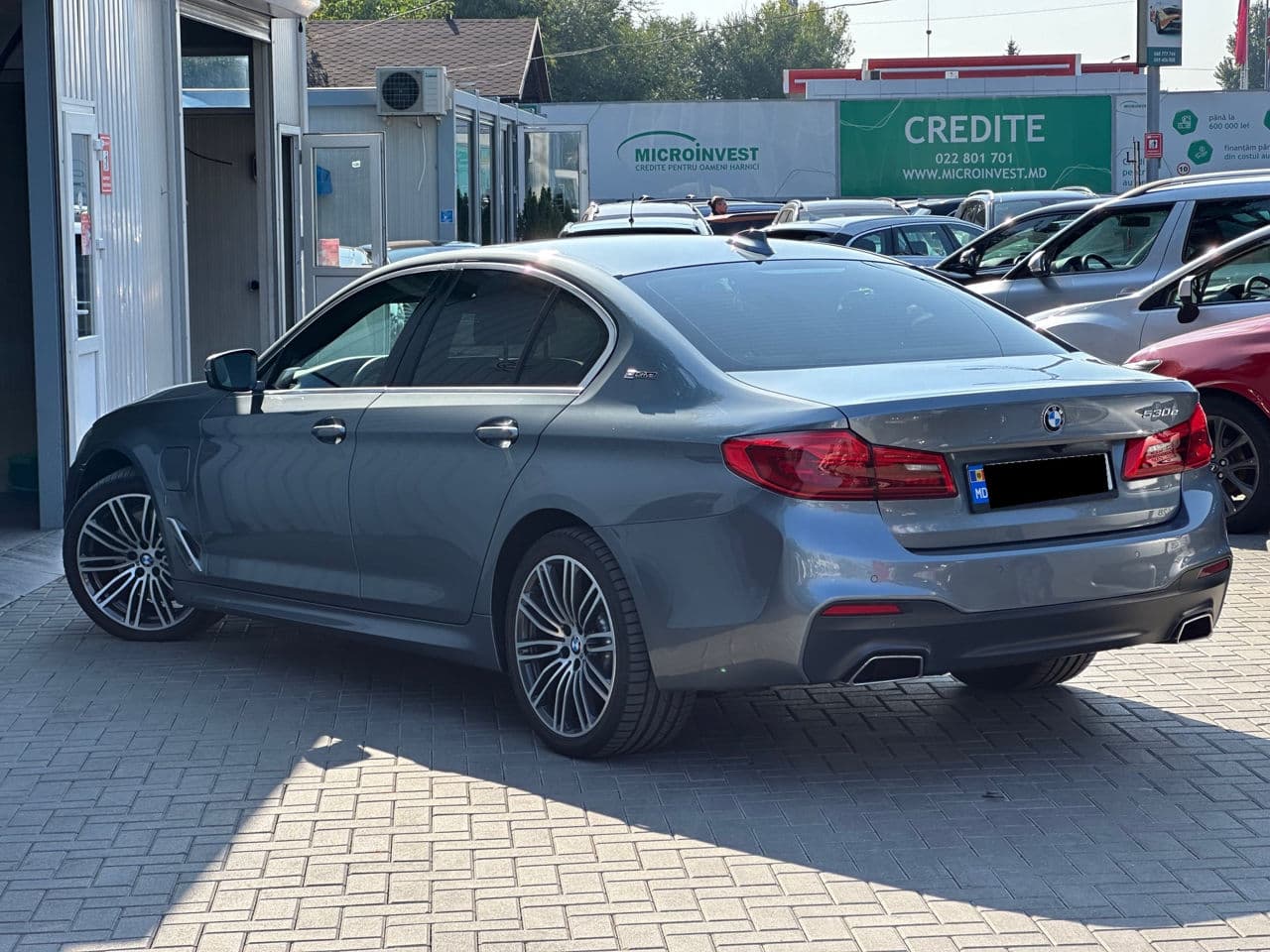 BMW 530e 2018 — Миниатюра 4