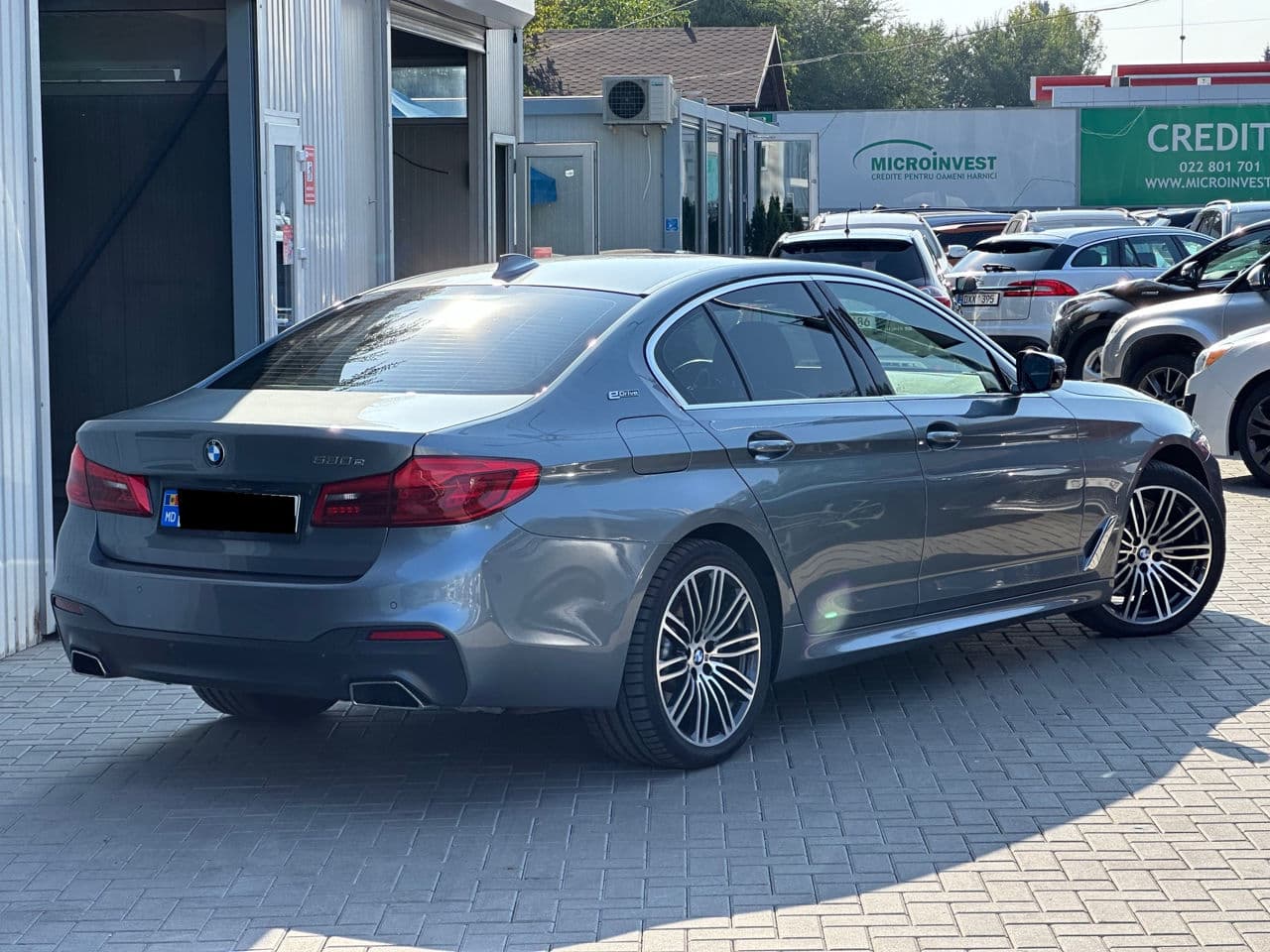 BMW 530e 2018 — Миниатюра 3