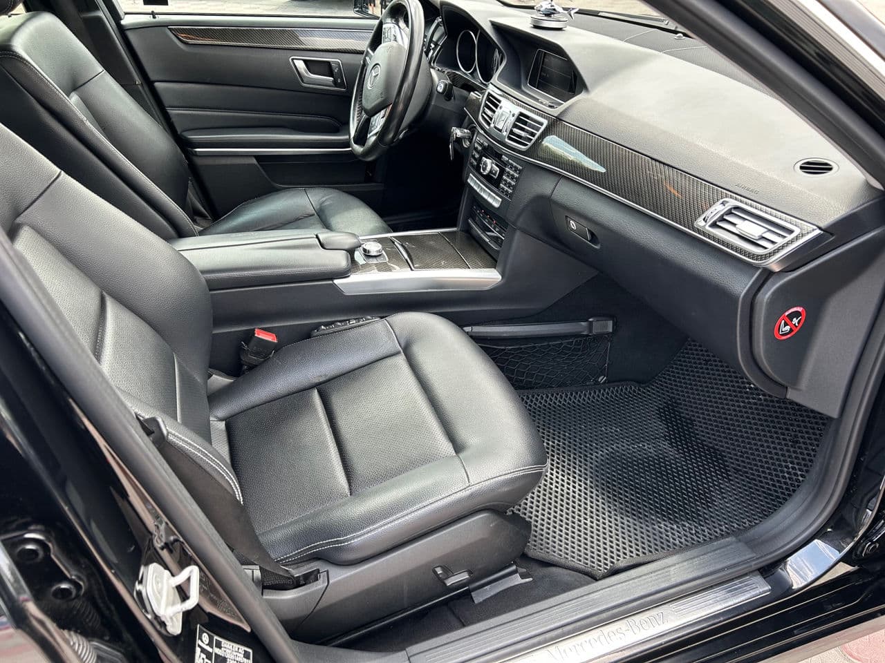 Mercedes E 200 2014 — Миниатюра 14