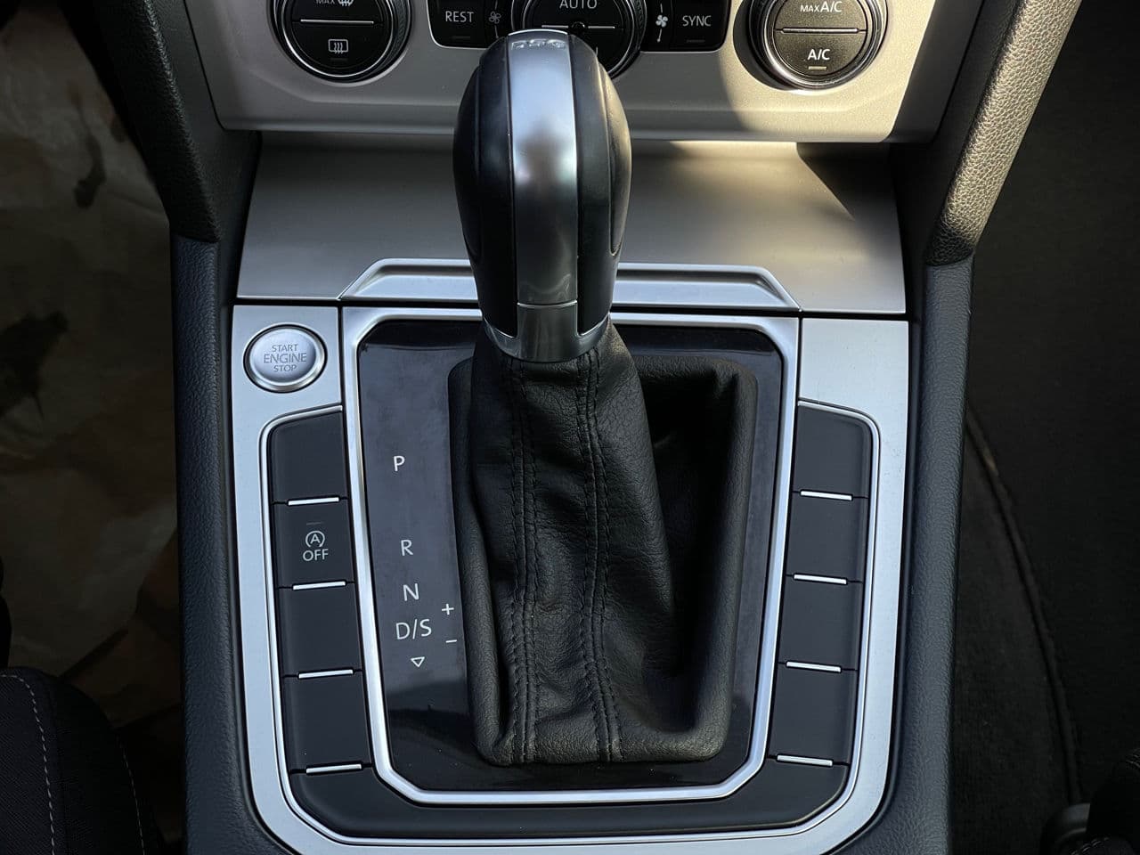 Volkswagen Passat 2015 — Миниатюра 16