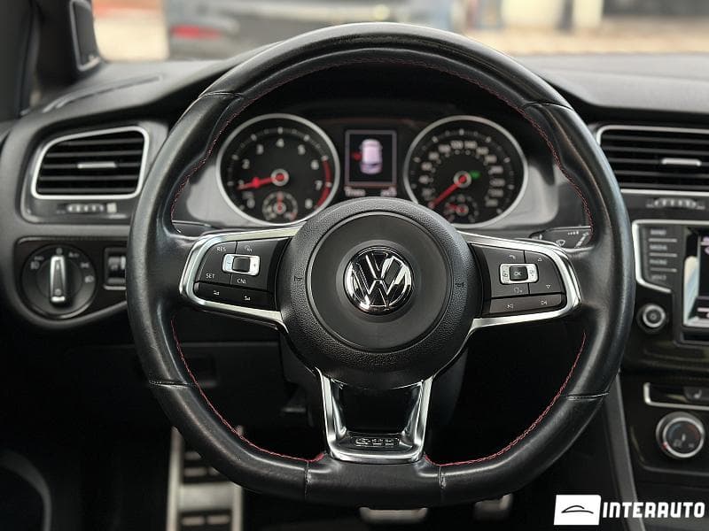 2015 Volkswagen Golf GTI — Miniatură 11
