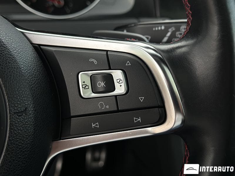2015 Volkswagen Golf GTI — Miniatură 13