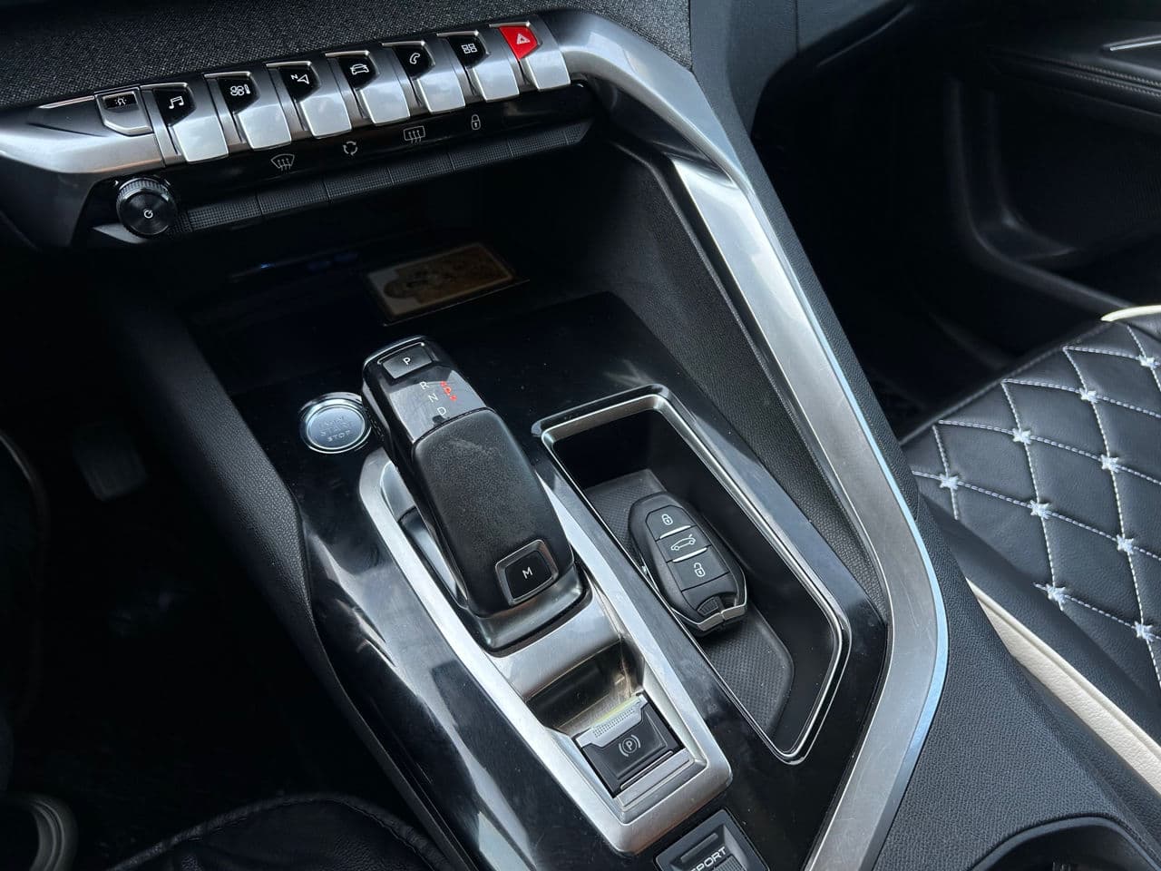 Peugeot 5008 2018 — Миниатюра 16