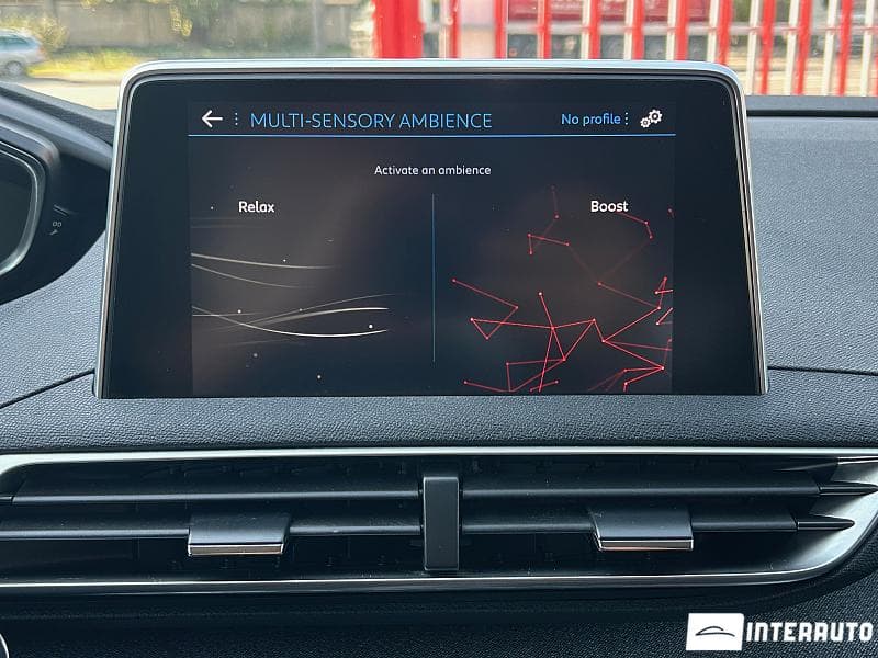 Peugeot 5008 2018 — Миниатюра 13