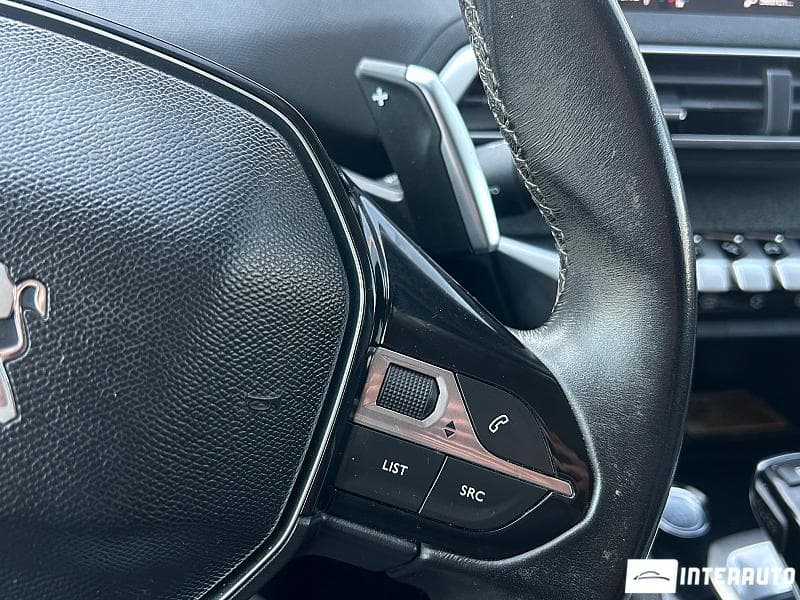 Peugeot 5008 2018 — Миниатюра 11