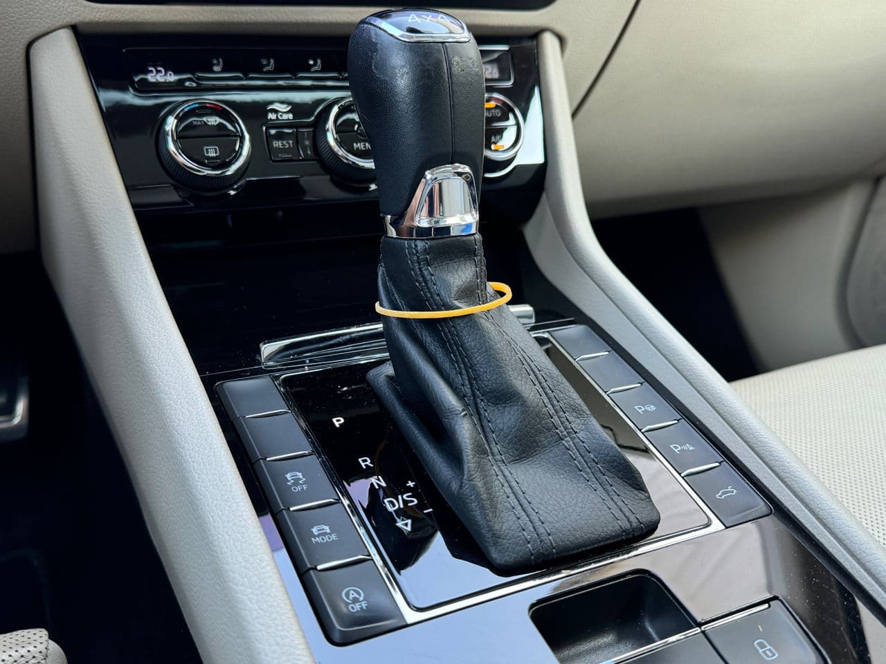 Skoda Superb 2019 — Миниатюра 12