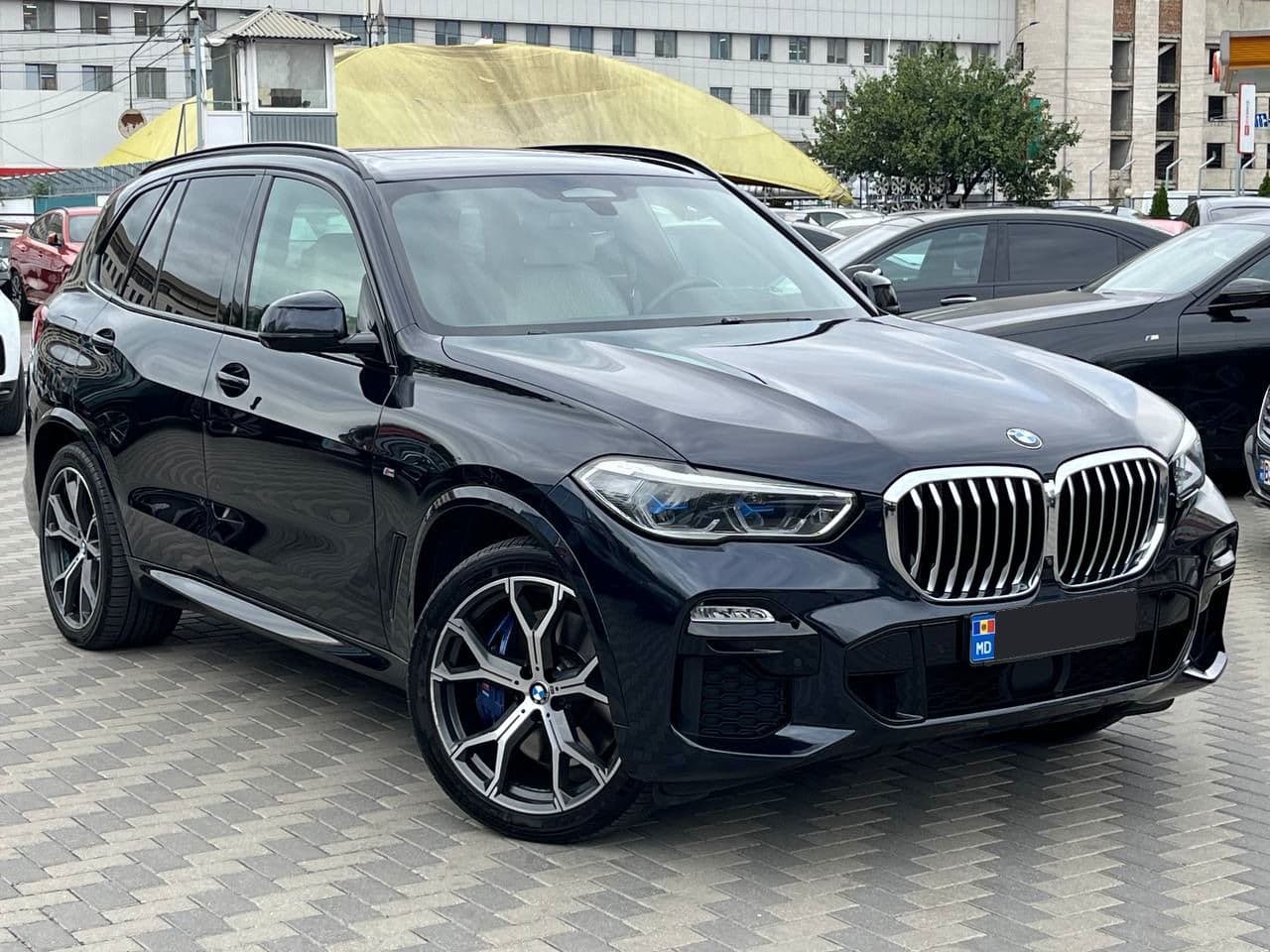 2020 BMW X5 4.5e — Miniatură 3