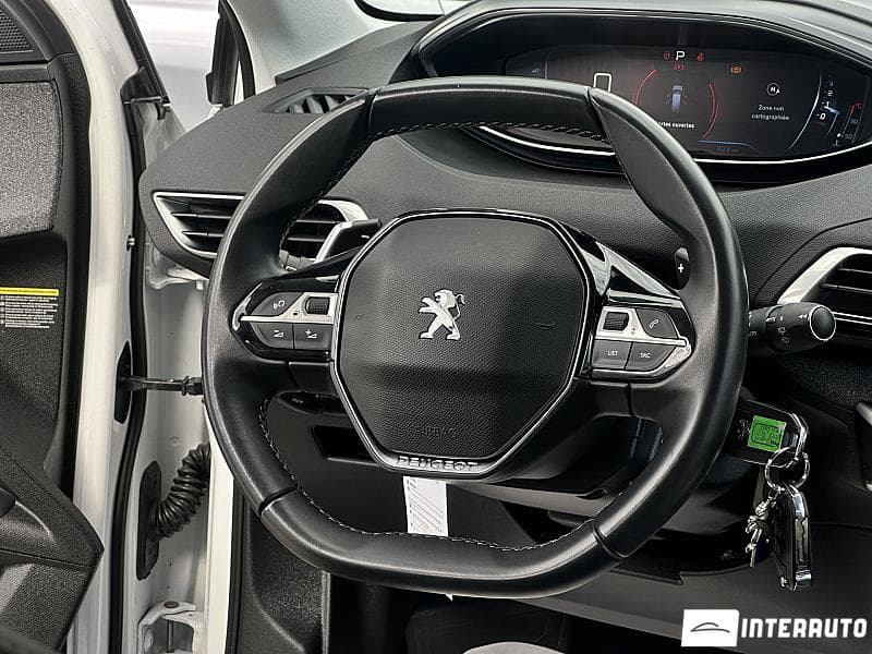 Peugeot 5008 2020 — Миниатюра 7