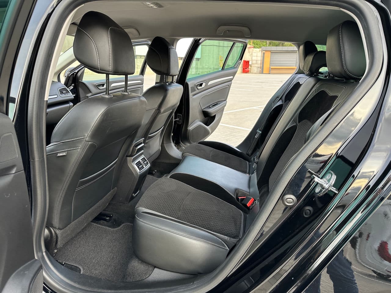 Renault Megane 2019 — Миниатюра 14