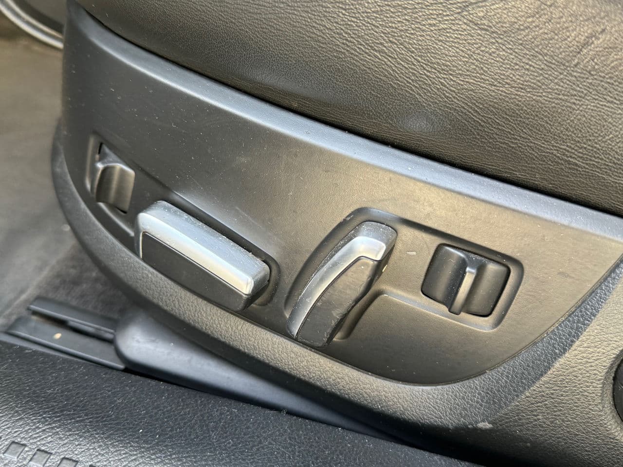 Audi A8 2005 — Миниатюра 17