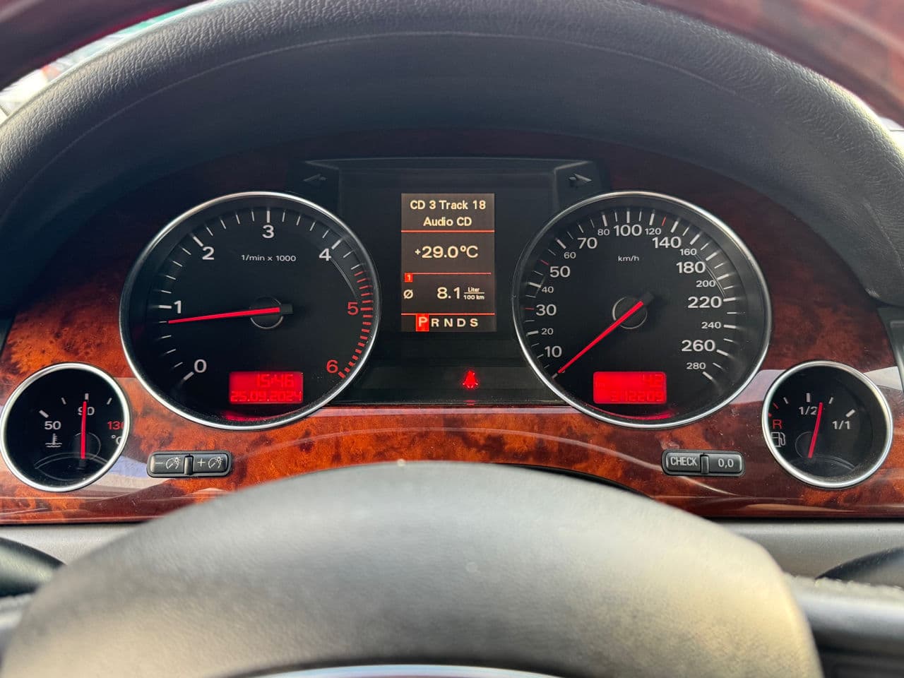 Audi A8 2005 — Миниатюра 7