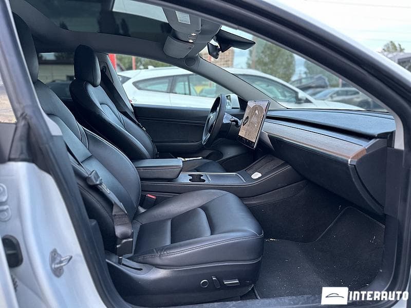 Tesla Model 3 2020 — Миниатюра 14