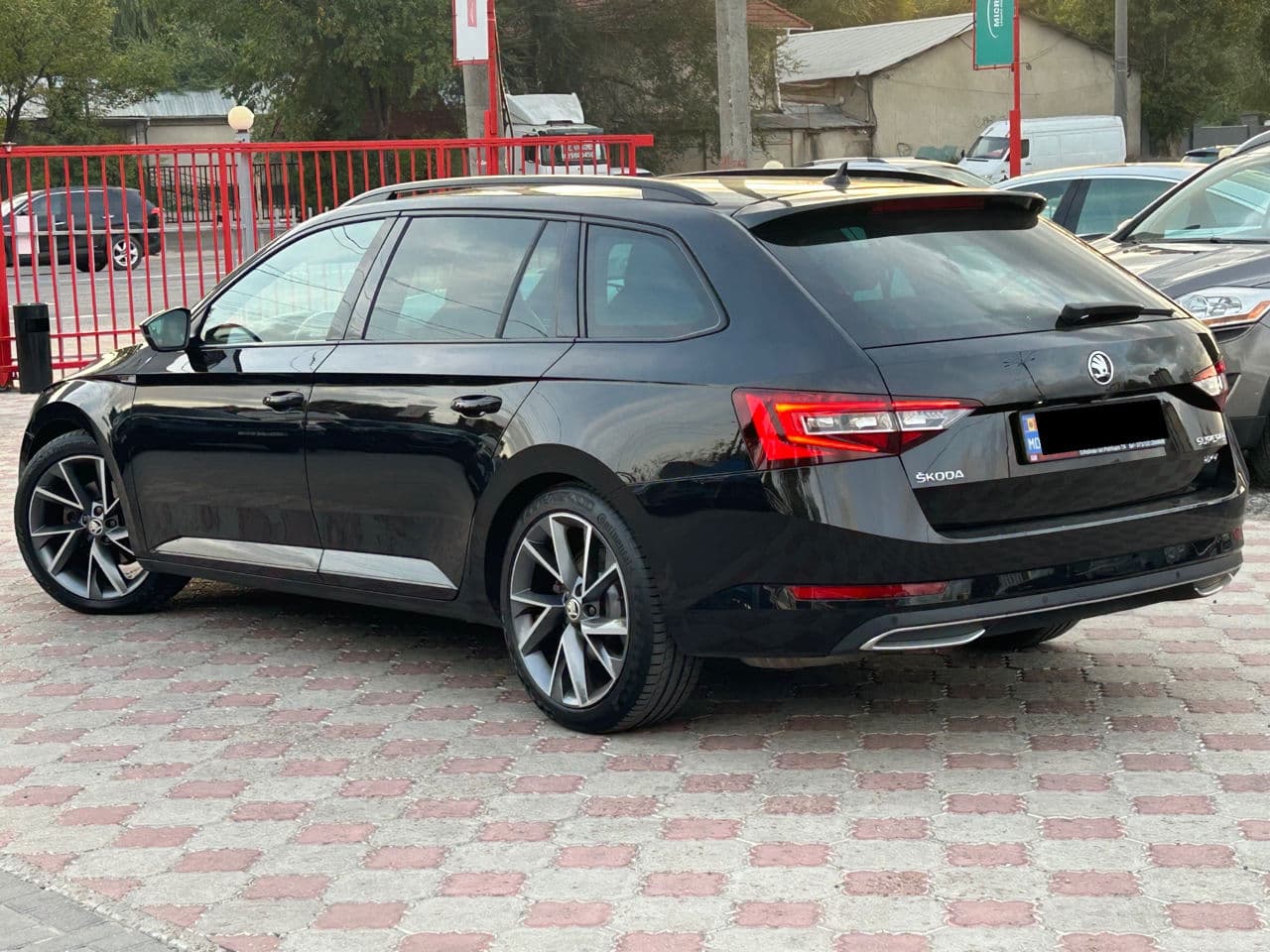 Skoda Superb 2018 — Миниатюра 2
