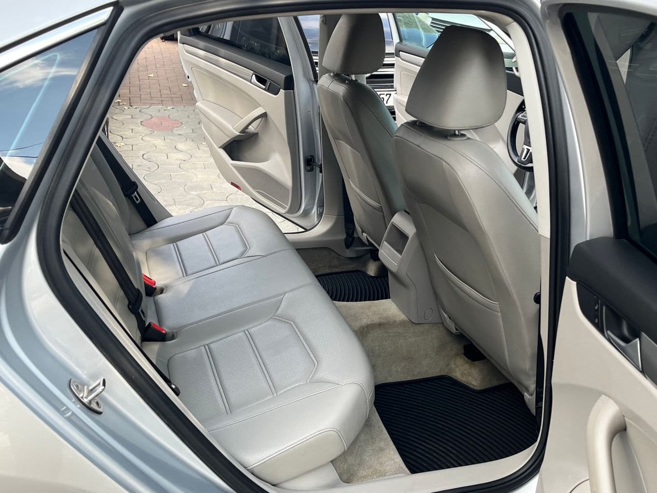 Volkswagen Passat 2015 — Миниатюра 8