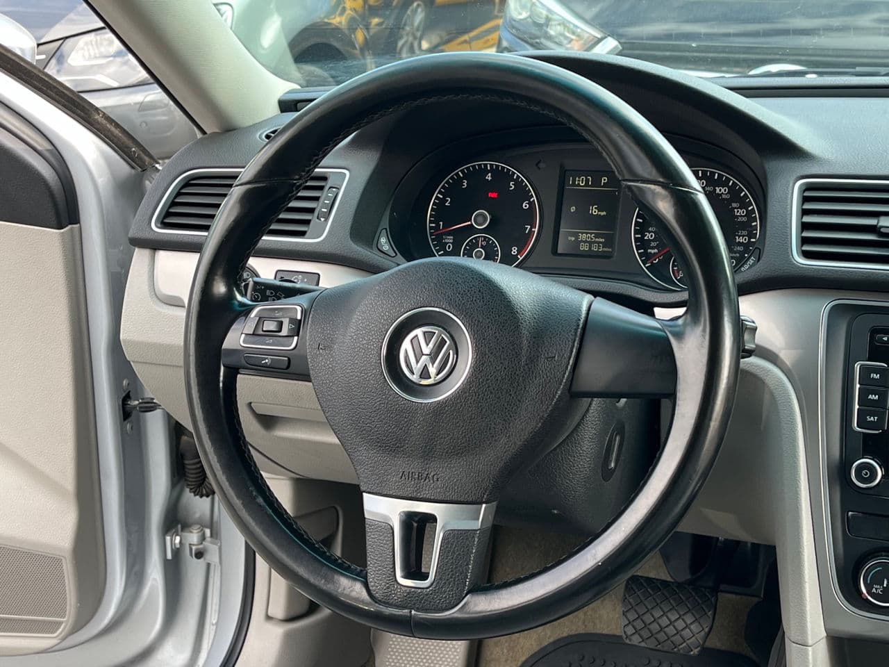 Volkswagen Passat 2015 — Миниатюра 10