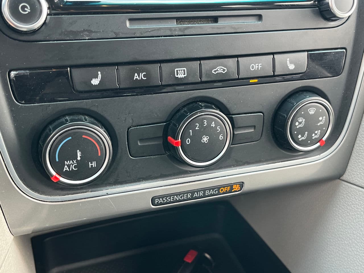 Volkswagen Passat 2015 — Миниатюра 14