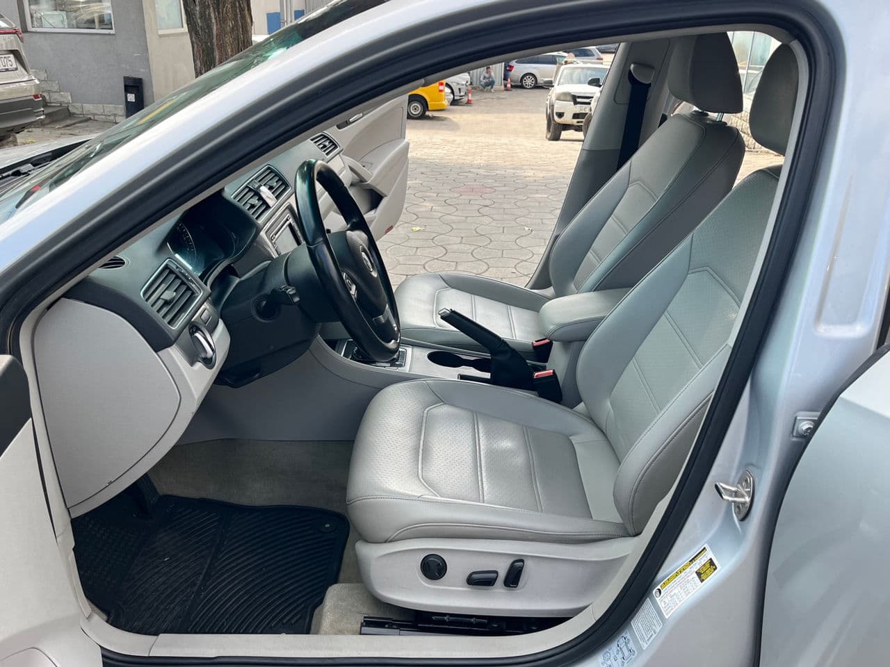 Volkswagen Passat 2015 — Миниатюра 5