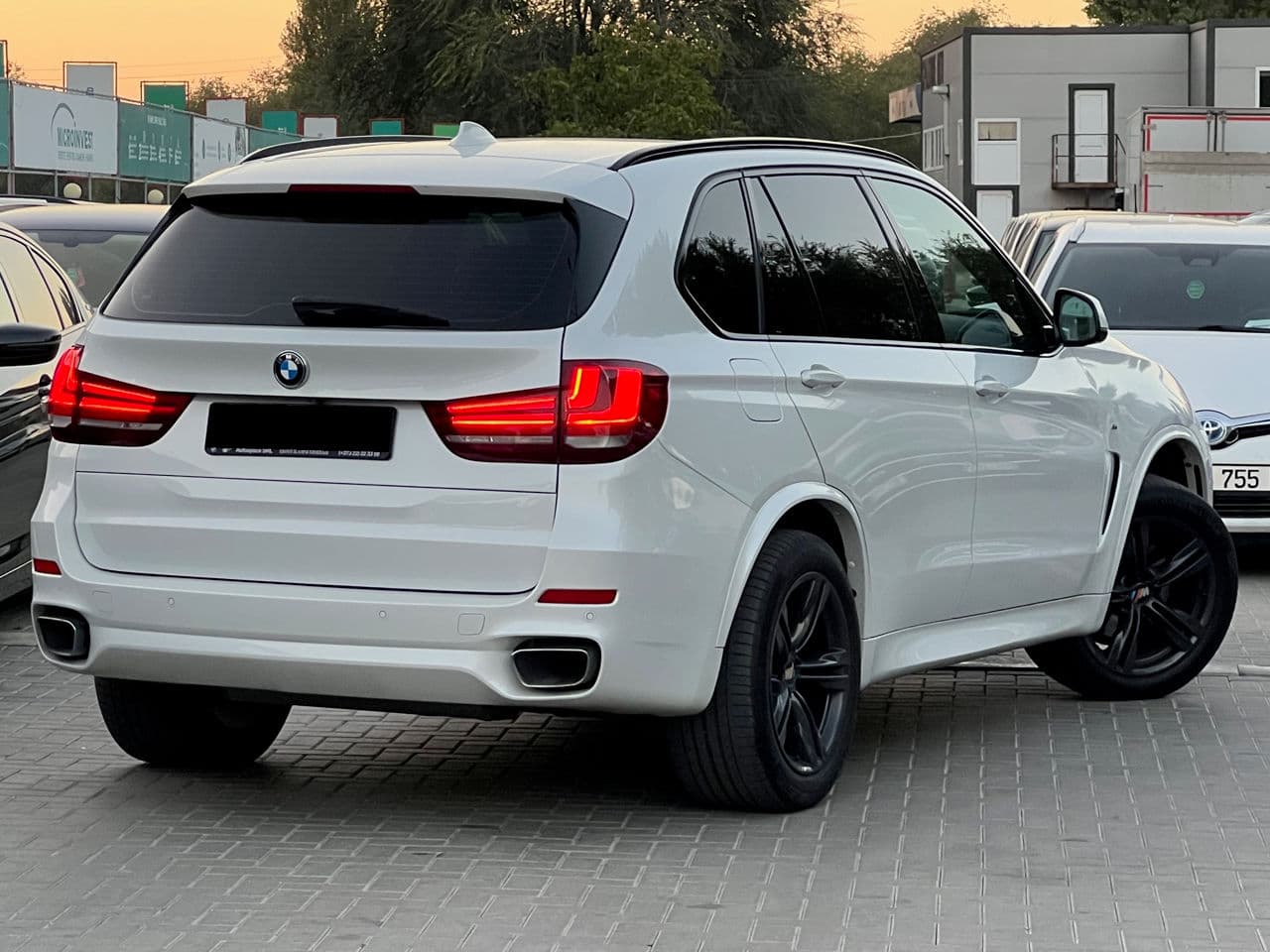2016 BMW X5 2.5D — Miniatură 4