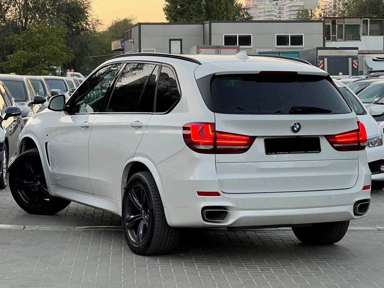 2016 BMW X5 2.5D — Miniatură 3