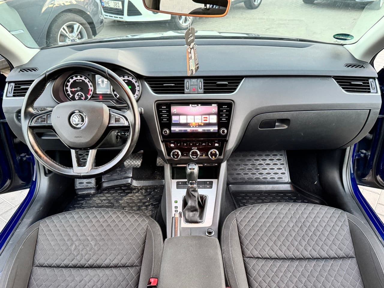 Skoda Octavia 2017 — Миниатюра 6