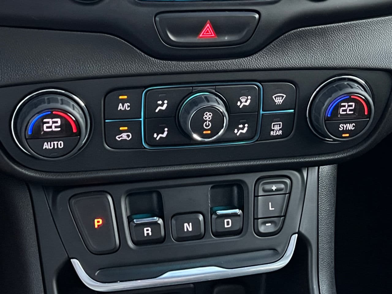 GMC Terrain 2017 — Миниатюра 10