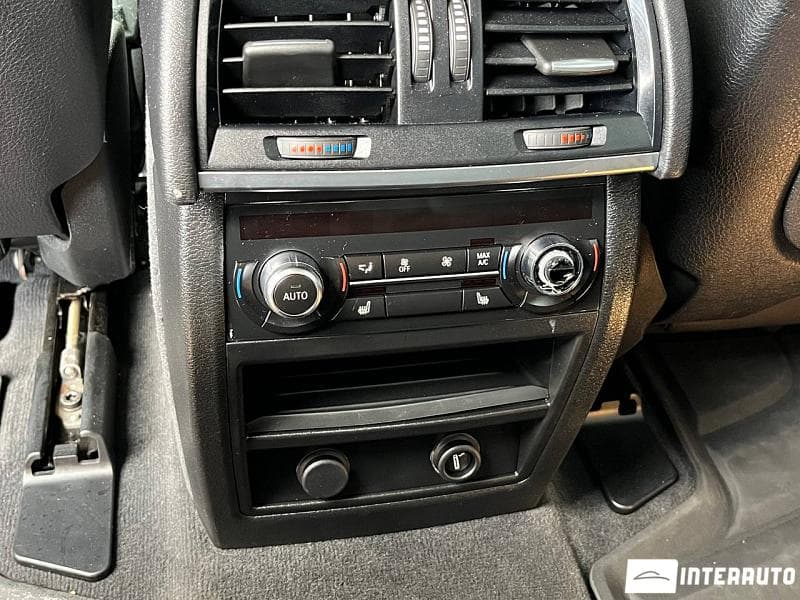 2015 BMW X5 4.0e — Miniatură 17