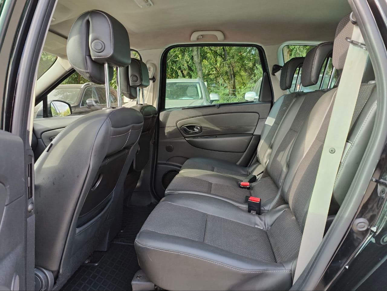 Renault Grand Scenic 2012 — Миниатюра 10