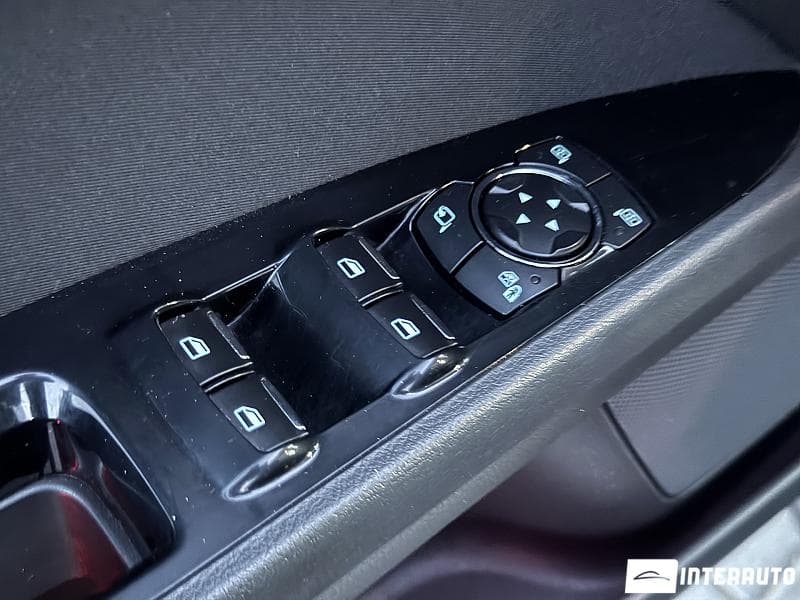 Ford Mondeo 2016 — Миниатюра 15
