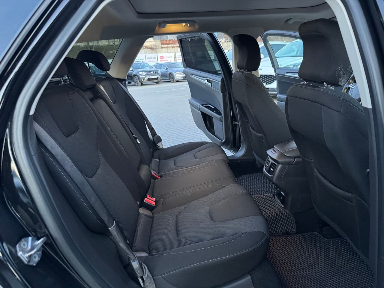 Ford Mondeo 2016 — Миниатюра 14