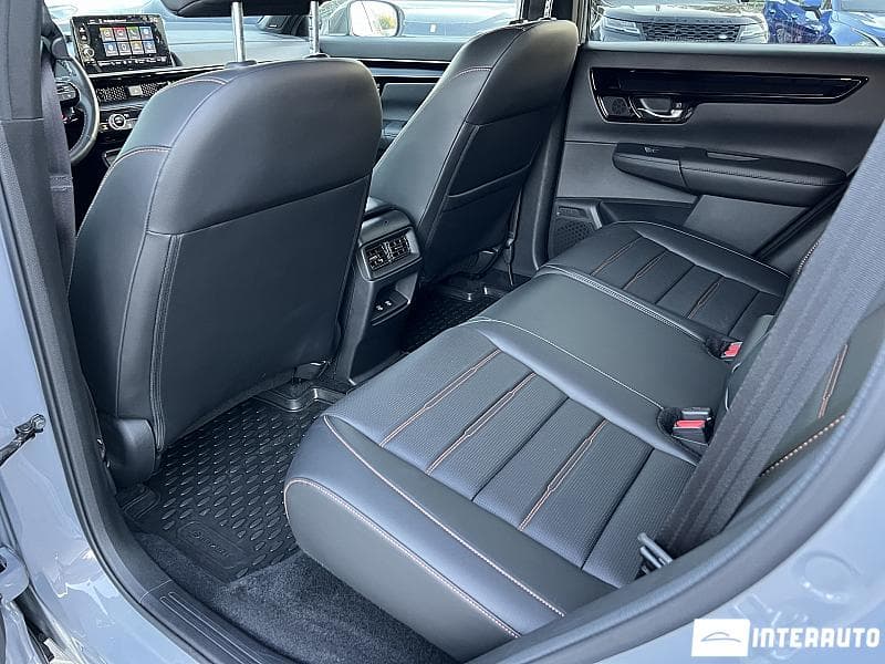 Honda CR-V 2023 — Миниатюра 8