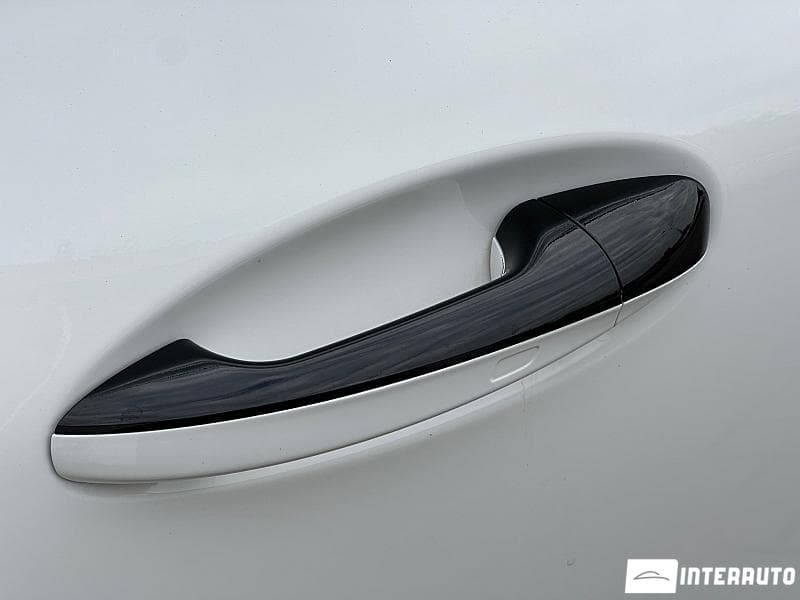Mercedes E 220 2017 — Миниатюра 17