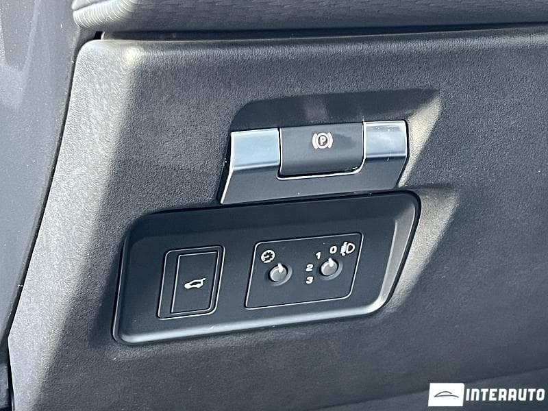 Land Rover Range Rover Evoque 2019 — Миниатюра 17