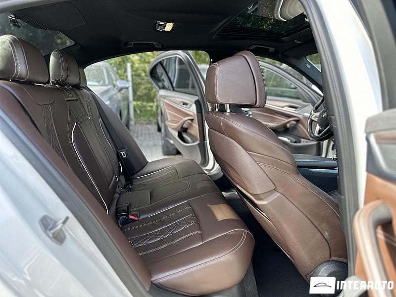 BMW 520 2017 — Миниатюра 19
