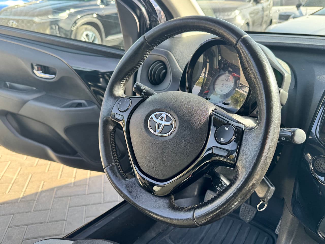 Toyota Aygo 2017 — Миниатюра 7