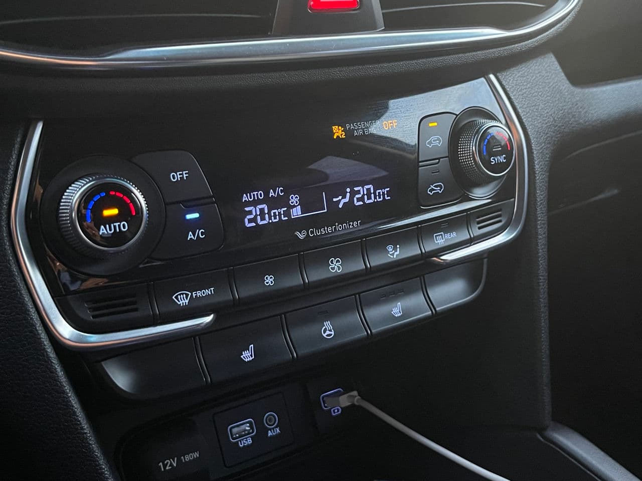 Hyundai Santa Fe 2019 — Миниатюра 12